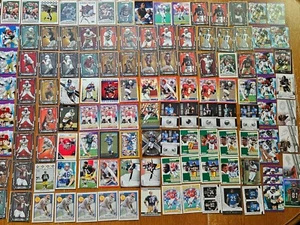 Gran Lote Mixto de 130 Tarjetas de Fútbol Americano con Estrellas RC Insertos Paralelos 1990-2015 - Imagen 1 de 20