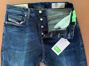 Neu mit Etikett - Diesel D-Vder 0092X Stretch Karottenjeans (Größe - 30 x 30/Made in Italy) - Bild 1 von 11
