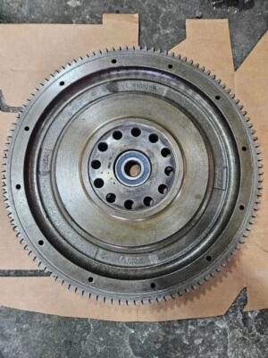 Volante Cummins ISX15 2011-2015 motor diésel 3680921R OEM Foto 1 de 4