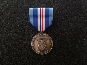 (A52-10) US Orden WWII Merchant Marine Commemorative Medal - Picture 1 of 2