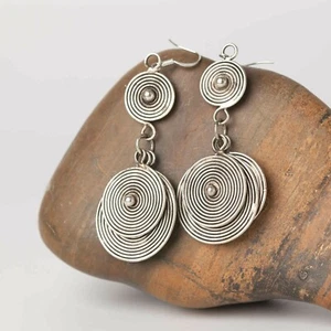 ETHNIC TRIBAL MIAO HANDMADE EARRINGS / JE221 - Picture 1 of 4