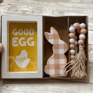 Spring Decor Tiered Tray 3 Pieces Good Egg Sign Rabbit Wood Bead Garland Easter - Picture 1 of 10