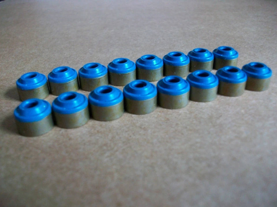 Kawasaki ZR1200 ZRX1200 ZR ZRX 1200 "01-05" FKM Valve Seals - Set of 16 - NEW! - Image 1 of 1