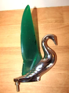 VTG Swan Hood Ornament Flying Green Wings Peterbilt Truck Kenworth Semi FMC - Picture 1 of 11