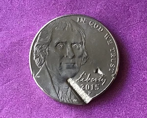2015P JEFFERSON NICKEL WITH DIE GOUGES ON OBVERSE AND REVERSE - Picture 1 of 4