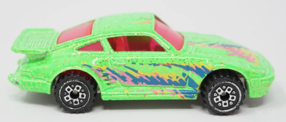 Hot Wheels 148 Glitter Green Porsche 930 Pink Windows 1989 - Image 1 of 4