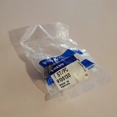 Genuine Volvo Valve Spring 240 740 940 9135130 2.3 2.4L Made in Sweden - Image 1 of 3