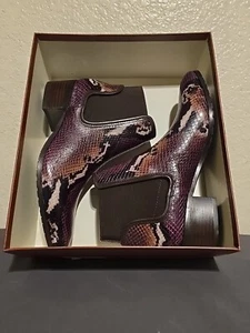 Donald Pliner Women's Dyla Snakeskin Leather Chelsea Booties!! Size US 7!! 🐍 - Picture 1 of 13