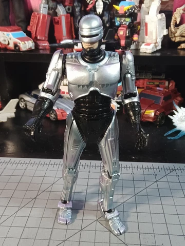 NECA RoboCop Ultimate 7 Inch Scale Action Figure (Peter Weller) 35th Anniversary Cover