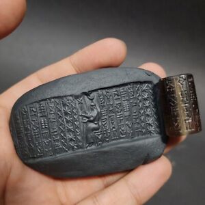 AN IMPORTANT SUMERIAN PRECIOUS STONE CYLINDER SEAL WITH SUPERB FINE IMPRESSION.