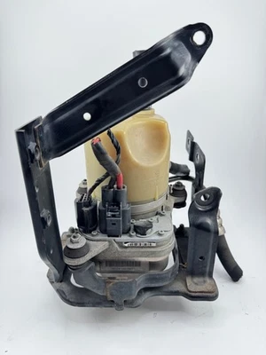 Bomba de dirección asistida eléctrica Volvo S40/V50/C30/C70 2005-2013 con herrajes + enchufes Foto 1 de 4