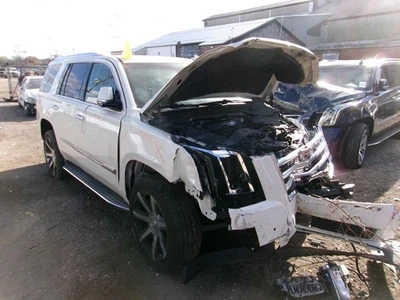 Used Rear Axle Assembly Rear fits: 2015 Cadillac Escalade 6.2L 9-3/4`` ring gear - Image 1 of 4