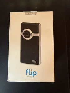 New Factory Sealed Vintage Flip UltraHD Video Camera Black 8 GB 2 Hours U32120B - Picture 1 of 5