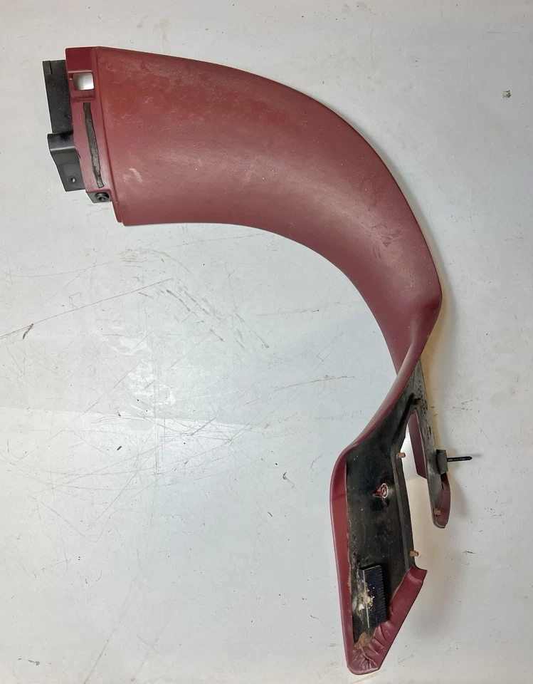 Buick Reatta 1988-1991 cupé conductor izquierdo trasero vela superior panel de ajuste rojo Burg Foto 1 de 4