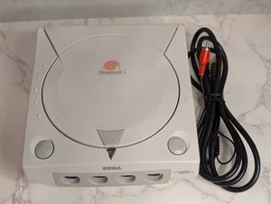 SEGA Dreamcast HKT-3020 Console & AV Cable White - TESTED WORKS, No Controller - Picture 1 of 12