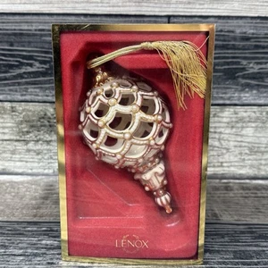 Vintage Discontinued Lenox Florentine & Pearl Spire Christmas Tree Ornament - Picture 1 of 3