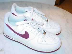 2012 Nike Air Force One White/Team Red Low Basketball Shoes! Size 8.5 - Picture 1 of 12