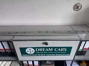 NUOVO NOS Mercedes W114 Coupe barra decorativa telaio parabrezza modanatura OEM - Foto 1 di 24