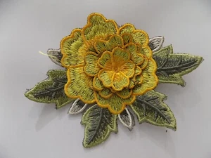 APPLICAZIONE TERMO PATCH DECORAZIONE DONNA ABBIGLIAMENTO FIORE A RILIEVO GIALLO - Imagen 1 de 1