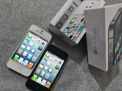 Apple iPhone 4 4S 8 16 32 64GB iOS 6 7 9 Unlocked 3G good condition with BOX - Image 1 of 4