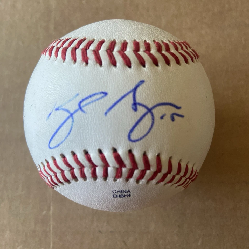 Bola de beisebol autografada por Kyle Seager ROMiLB Mariners - Imagem 1 de 4