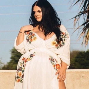 Forever 21 White W/ Multi Color Floral Embroidery Swim Cover Up Mini Dress SZ 1X - Picture 1 of 9