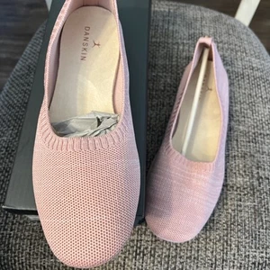 Danskin Shoe Lightweight Knit Women’s Ballet Flat Slip On Pink Sz 8.5 Rejuvenate - Picture 1 of 5