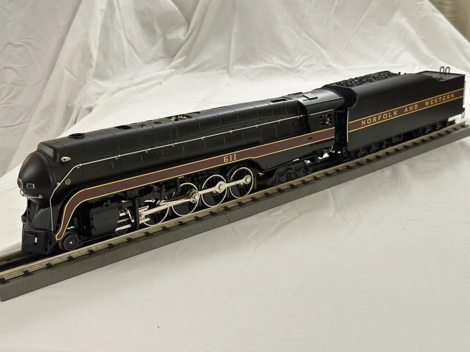 MTH Norfolk & Western J-class #611 20-3024-1 - Image 1 of 4
