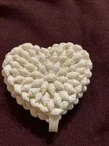 Portagioie conchiglia vintage a forma di cuore - Foto 1 di 8