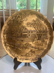 WENDELL AUGUST FORGE SOLID BRONZE LIMITED  "SLEIGH BELLS"  PLATE 7 3/4" ROUND - Picture 1 of 4