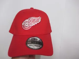 DETROIT RED WINGS (NEW ERA 3930) GORRA DE BÉISBOL PARA HOMBRE AJUSTE FLEXIBLE (SM/MED) NUEVA CON ETIQUETAS ROJA - Imagen 1 de 4