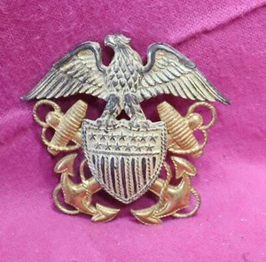 VINTAGE WW II NAVY USN OFFICER'S VANGUARD 1/20 10K GF STERLING HAT BADGE - Picture 1 of 4