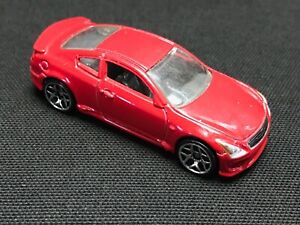 Hot Wheels Infiniti G37 Collectable Scale 1:64