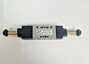 5/3 Ventil Sol-Sol Auspuff Ctr 1/8 BSP Pneumax Ventil Technopolymer, T488.53.32.0 - Bild 1 von 4