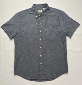 Levis Shirt Mens Medium Gray Chambray Classic Short Sleeve Pocket Button Up - Picture 1 of 5