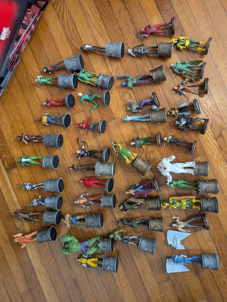 Lote de 43 piezas y revistas de ajedrez Eaglemoss Marvel Foto 1 de 4