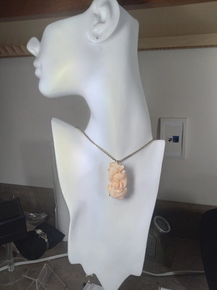 Vintage 14K Gold Carved Rose Floral Angel Skin Pink Coral Broach Pendant - Image 1 of 4