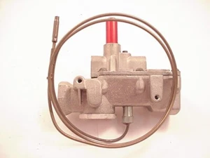 Válvula de seguridad de gas Robertshaw 4020-005 FMDA 1/2" NPT se envía el mismo día - Imagen 1 de 5