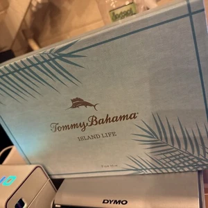 Tommy Bahama Island Life for Him 3 pc Set-3.4 oz EDC Sp+2.5 oz Deo+0.5 oz EDC Sp - Picture 1 of 2