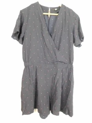 Uniqlo playsuit jumpsuit black red polka dot print M, 12 v-neck - Image 1 of 4