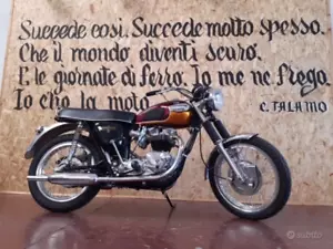 Triumph Bonneville T120 650 - 1972 - Foto 1 di 5