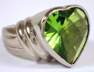Anillo de Plata Esterlina Corazón Verde Firmado por Diseñador AT De Colección Talla 5 - Imagen 1 de 11