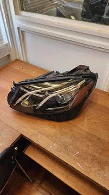 2017 2018 2019 Mercedes Benz E300 E400 E550 LH LED Left Headlight A2139068106 - Image 1 of 4