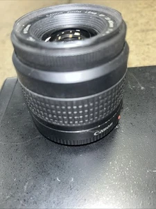 Canon EF III 35-80mm f/4.0-5.6 II EF III Objektiv ohne Objektivdeckel - Bild 1 von 5