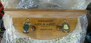 RARE Primitive Folk Art Raggedy Ann & Andy 1992 WOODEN SHELF Hat Hooks Japan  - Picture 1 of 6
