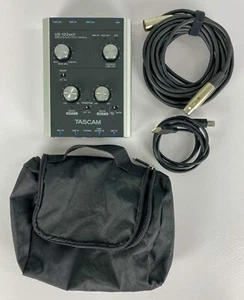 Tascam US-122MKII USB 2.0 Interfaz Audio-MIDI con Cables y Estuche - Imagen 1 de 5