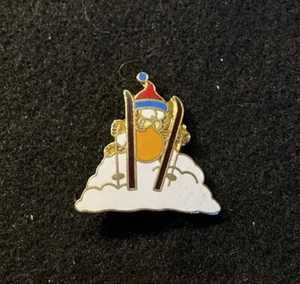 GARFIELD Marca de asiento Esquí Esquí Pin Insignia Descenso Recuerdo Viaje Solapa - Imagen 1 de 3