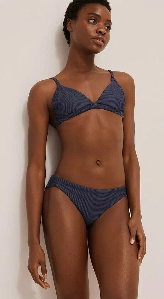 Seafolly Essentials Textured Triangle Bikini Top Grey Size UK 8