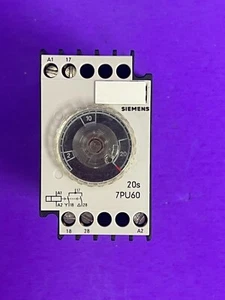 Siemens 7PU6040-7NN20 Time Delay Relay 2-20sec 220/240V coil. - Picture 1 of 9