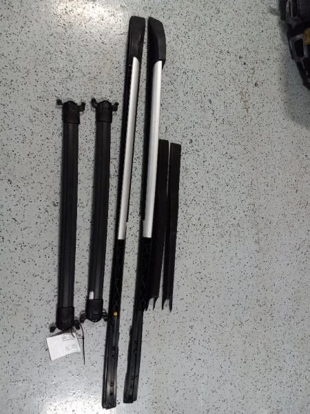 Par de barras transversales portaequipajes techo Chevrolet Equinox 2005-2006 972 Foto 1 de 4